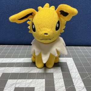 Pokemon Plush Jolteon Tomy Eevee Evolution 2016 Yellow White